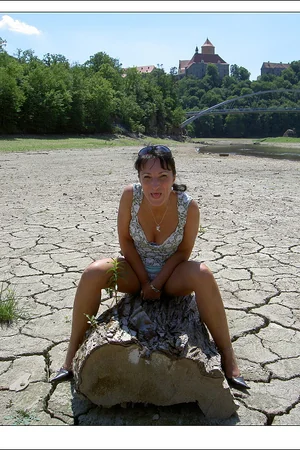 Russian MILF Soft Erotica Outdoors — photo 11