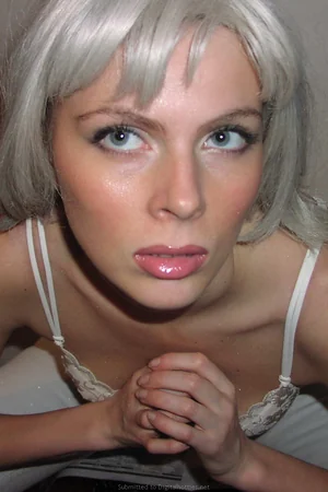 Blonde Escort Home Today — photo 21