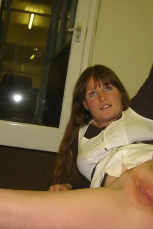 Guy Fucks Wife and Her Friend — photo 99