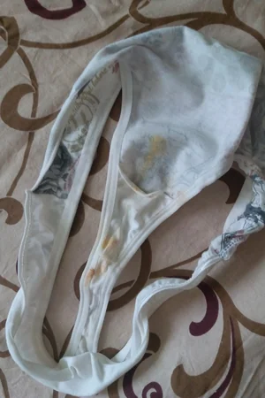 Russian Girls' Dirty Panties — photo 12