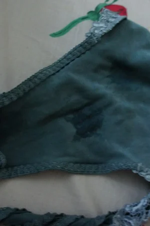 Russian Girls' Dirty Panties — photo 38