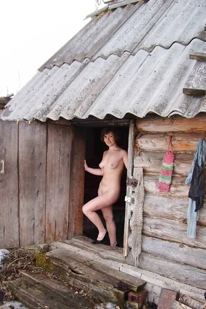 Naked City MILF Strolls Through Village — photo 19