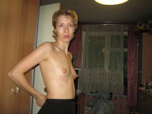 Бисексуальная худая милфа Катя - фото #16