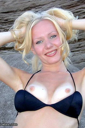 Cute Blonde Flashes Skirt — photo 22