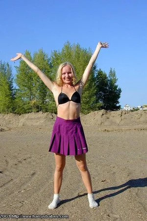 Cute Blonde Flashes Skirt — photo 41