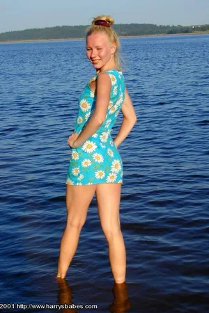 Cute Blonde Flashes Skirt — photo 93