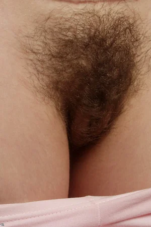 Victoria's Bushy Pubes — photo 15