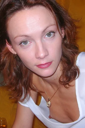 Naked Pregnant MILF — photo 13