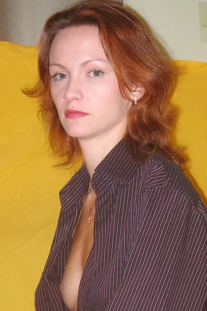 Naked Pregnant MILF — photo 4