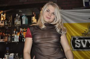 Белокурая россиянка за границей - фото #13
