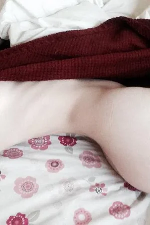 Lonely Young Blonde Takes Erotic Selfies Daily Out of Boredom — photo 115