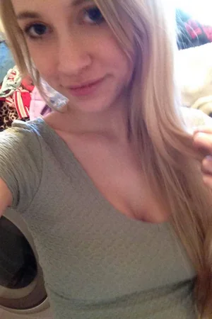 Lonely Young Blonde Takes Erotic Selfies Daily Out of Boredom — photo 14