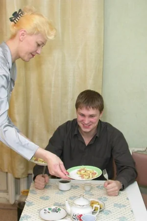 Young Neighbor Fucks Russian MILF — photo 2