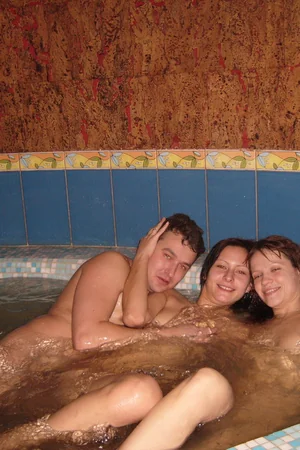 Swingers Relax in Sauna — photo 42