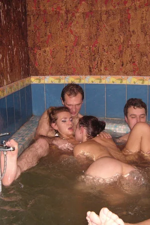 Swingers Relax in Sauna — photo 43