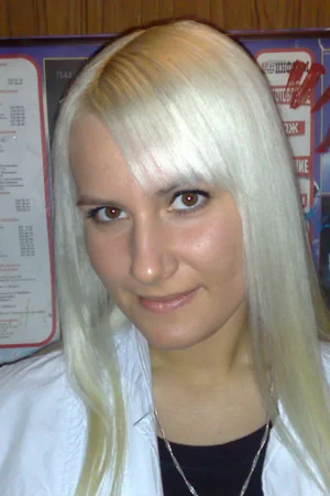 Elegant Blonde Erotica — photo 35