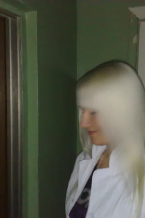Elegant Blonde Erotica — photo 36
