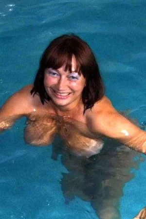 Adult Sisters Naked in Sauna — photo 36