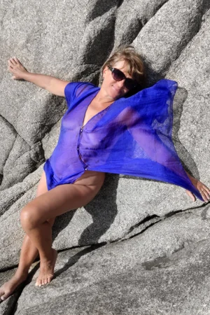 Russian MILF on Vacation — photo 39