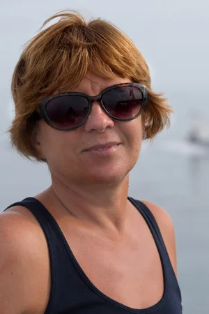 Russian MILF on Vacation — photo 8