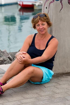 Russian MILF on Vacation — photo 81