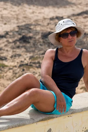 Russian MILF on Vacation — photo 90