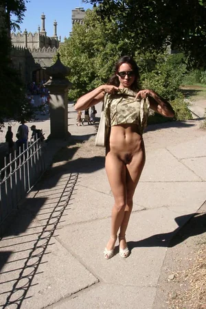 Slender Ulyana Gets Naked in Public — photo 2
