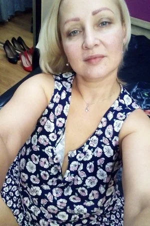 Elegant Russian Lady with Great Tits and Beautiful Pussy — photo 4