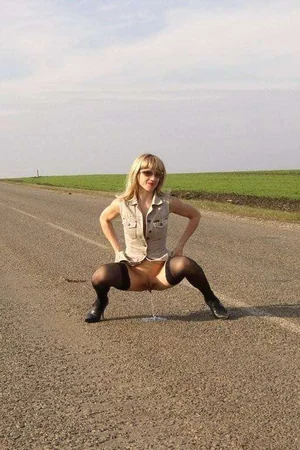 Party Girl Loves Outdoors with Friends — photo 1