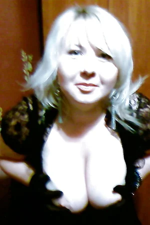 Curvy Beauty Larisa — photo 22
