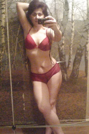 Pretty MILF Ekaterina — photo 1