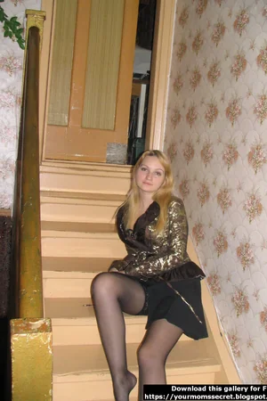 Not Fully Nude But Flashes Everything — photo 21