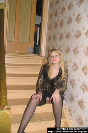 Not Fully Nude But Flashes Everything — photo 23
