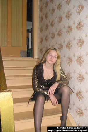 Not Fully Nude But Flashes Everything — photo 24