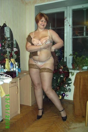Russian Milf Undressed — photo 16