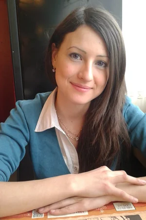 Sizzling Petersburg Woman Katya — photo 30