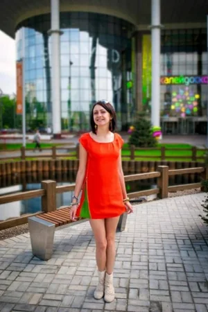 Slim Woman Can't Get Enough Sex — photo 27