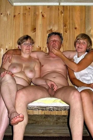 Uninhibited Mature Friends in the Sauna — photo 4