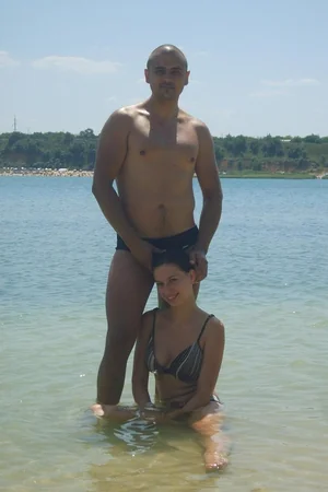 Young Pretty Sexwife — photo 15
