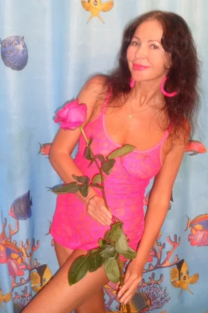 Sexy Mature Woman — photo 22