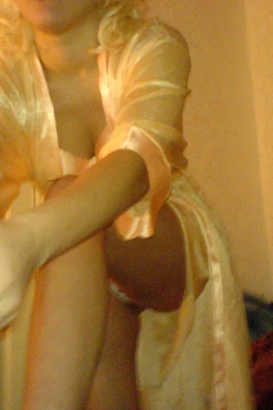 Shy Blonde Flashes Nice Boobs — photo 19