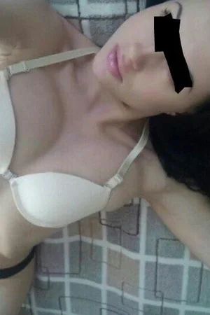 Pretty Brunette Flashes Boobs After Shower — photo 4