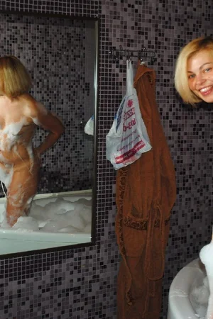 Sexy Blonde Lady — photo 17