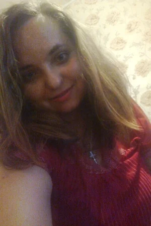 Hot Russian MILF Topless — photo 7